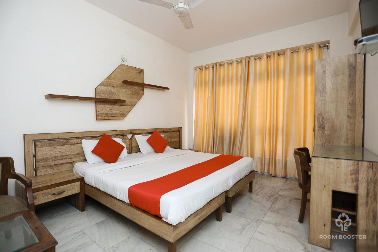 Hotel Inderlok Ришикеш Экстерьер фото